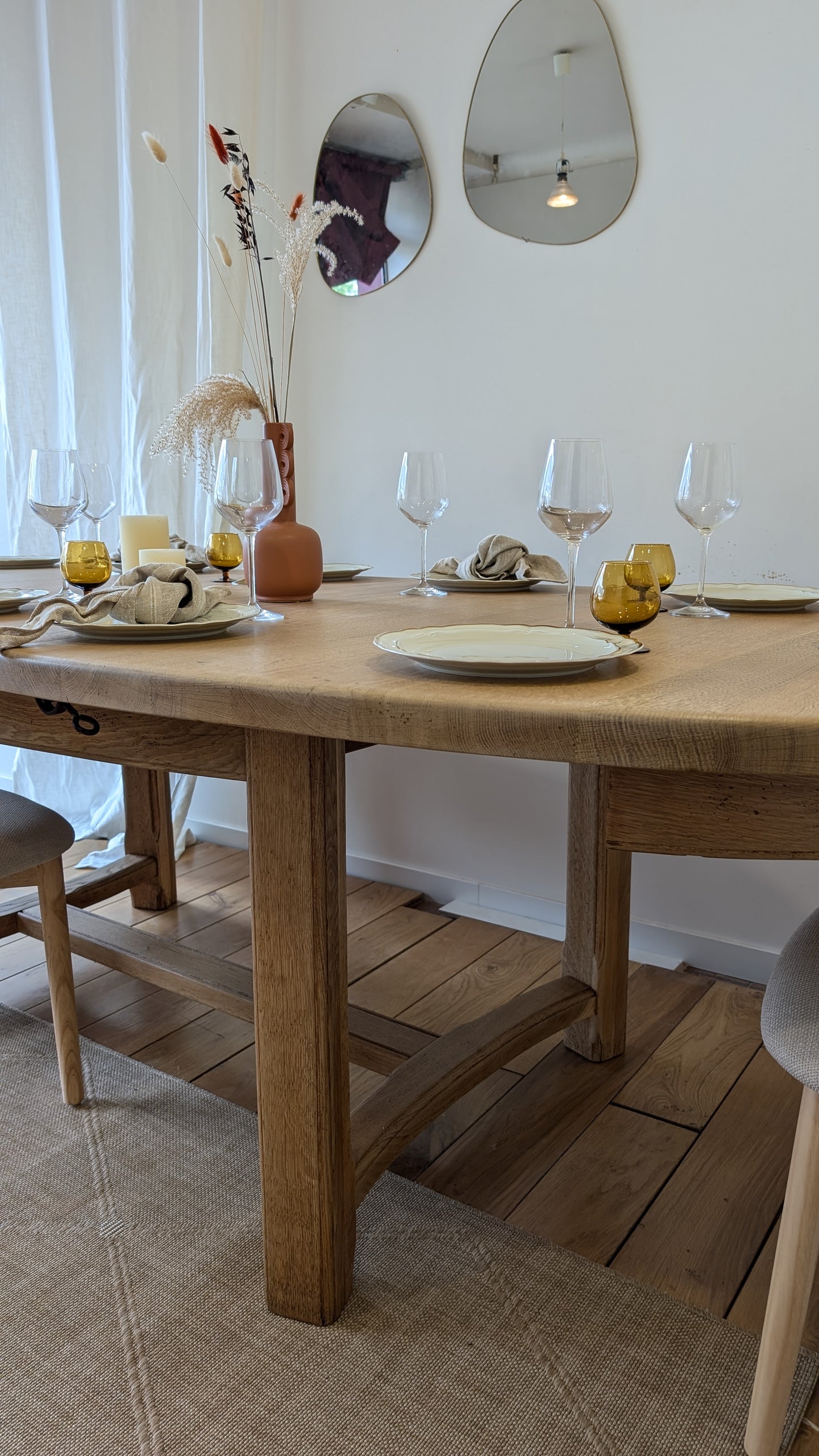 Table ovale en chêne