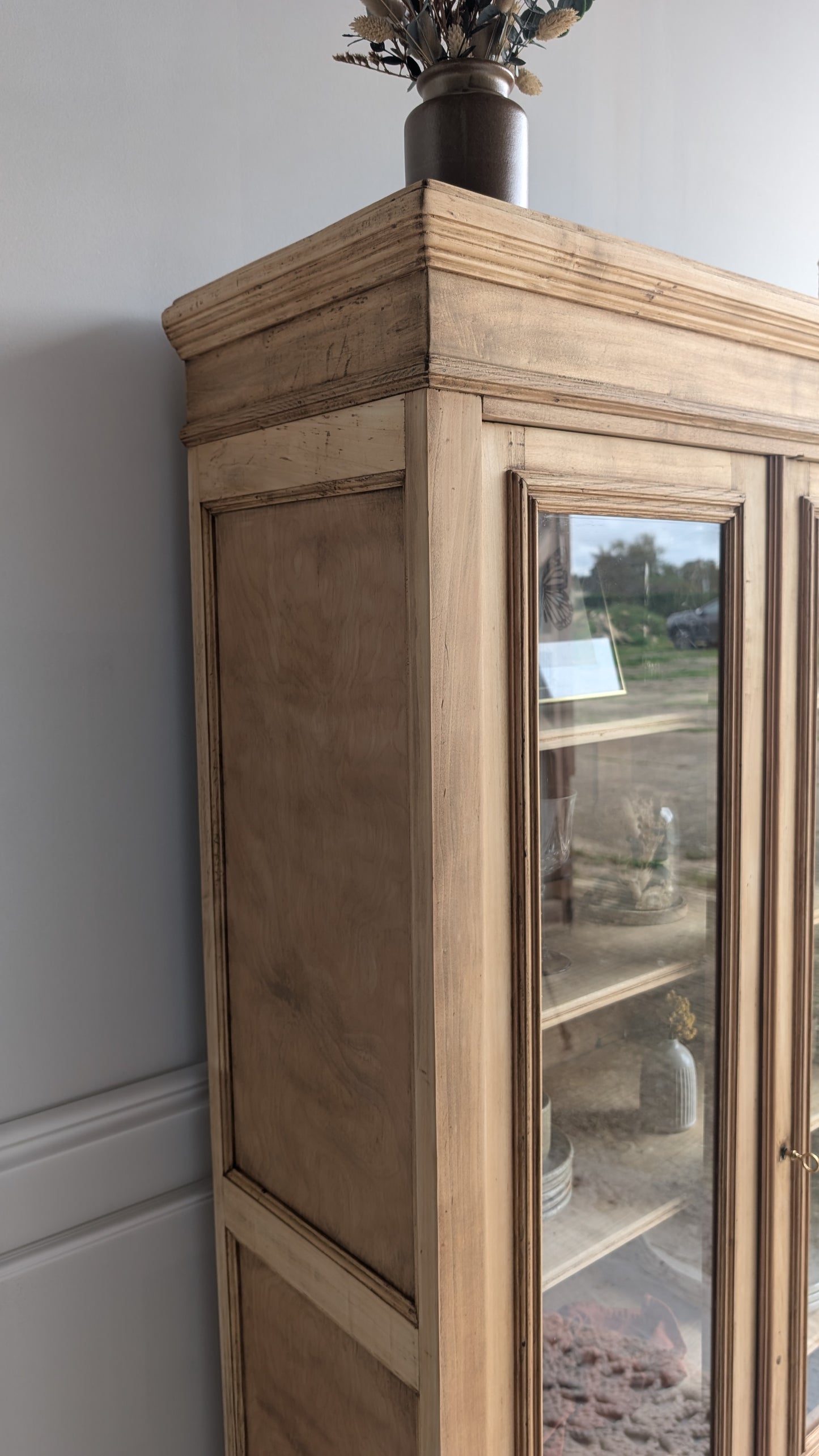 Vitrine ancienne
