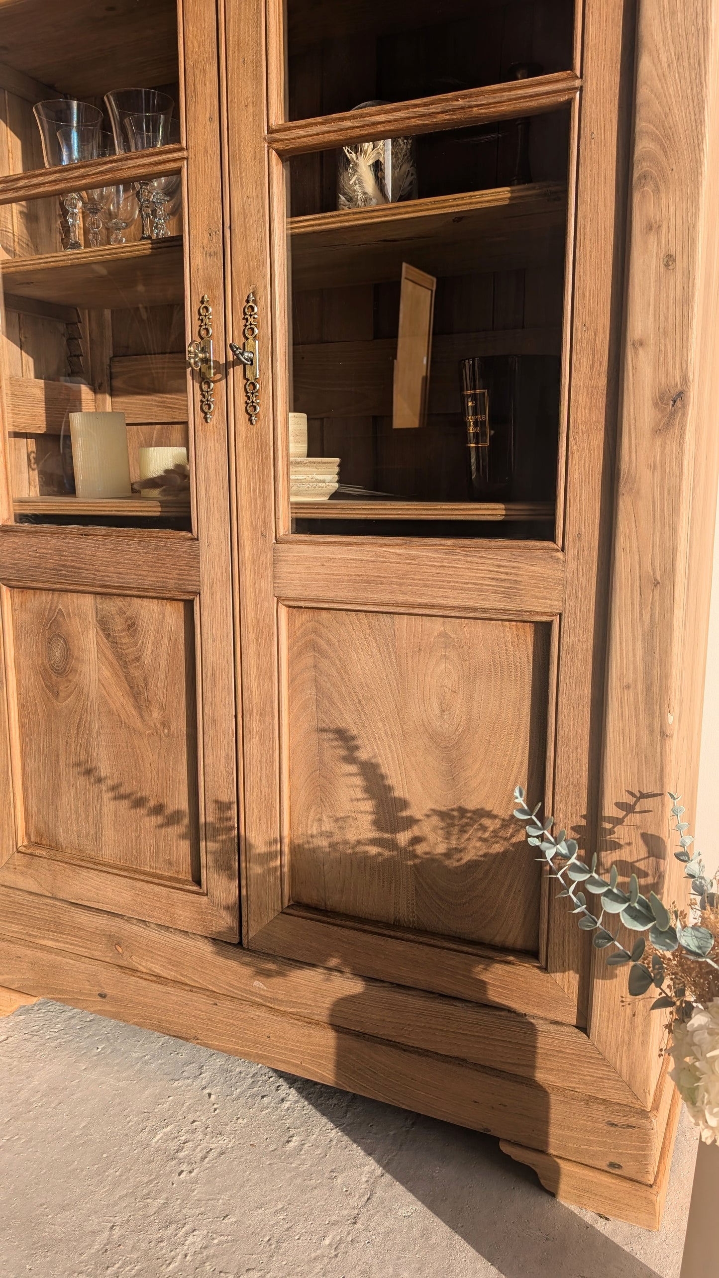 Vitrine ancienne