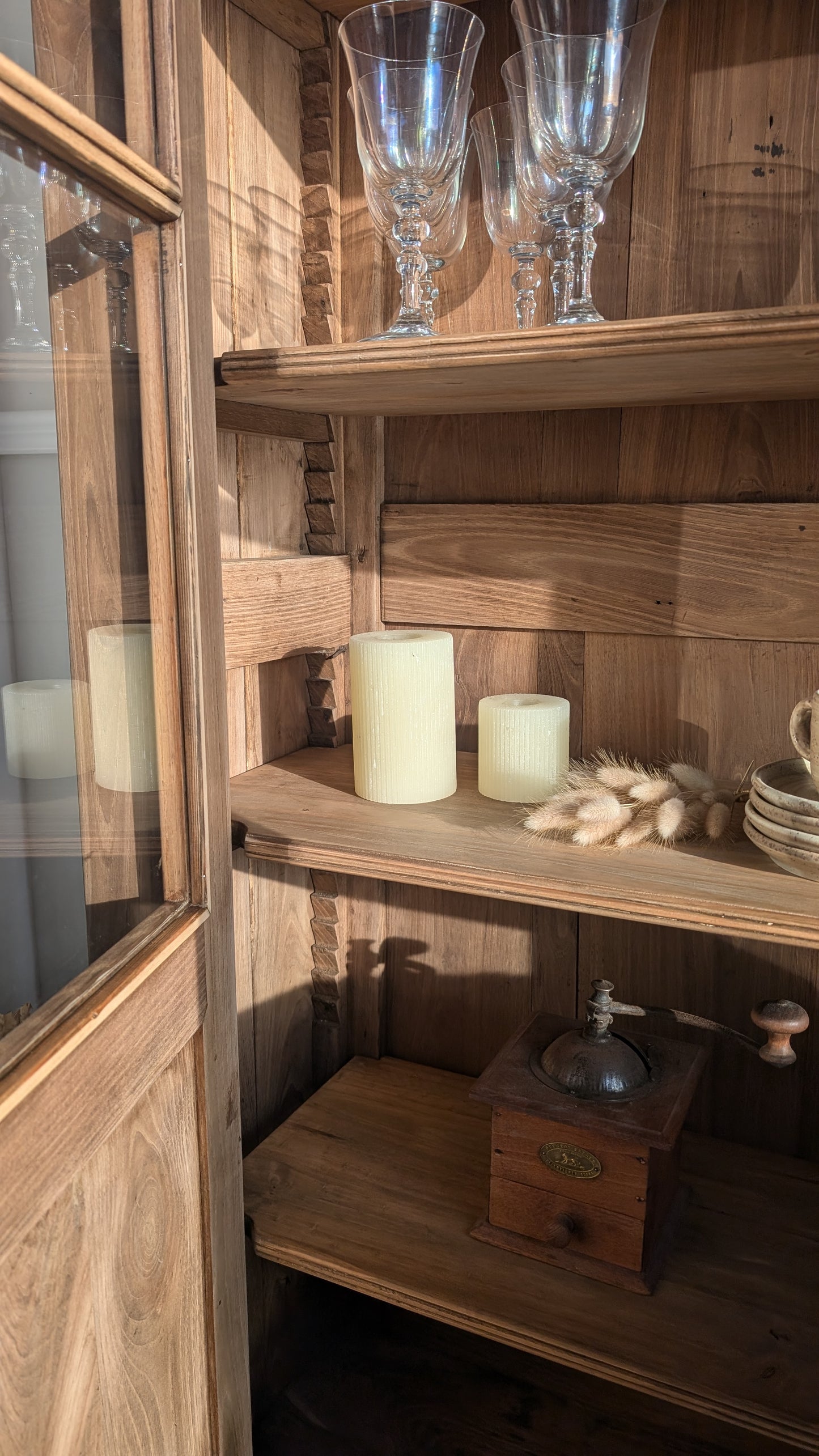 Vitrine ancienne
