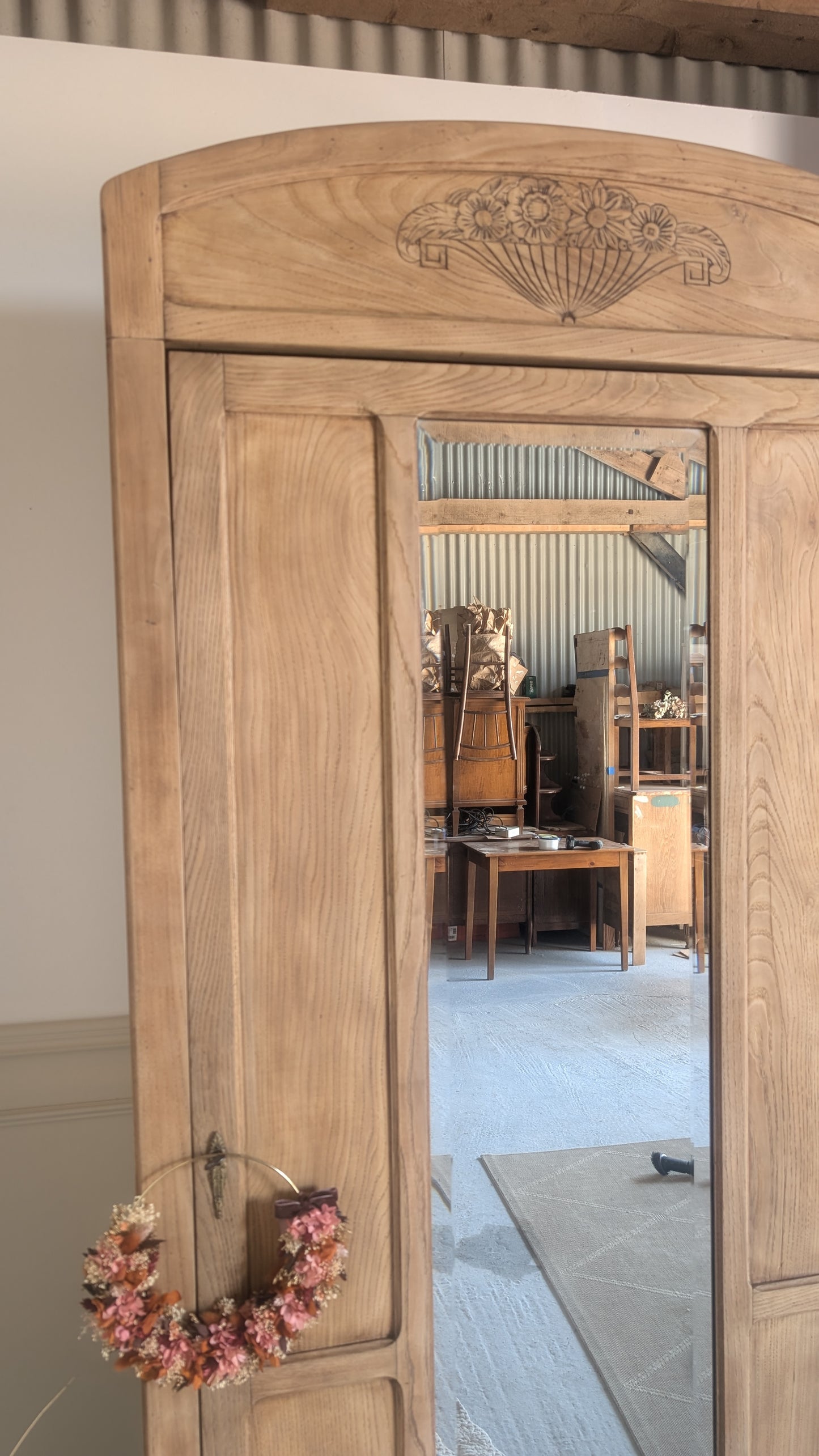 Armoire ancienne en bois
