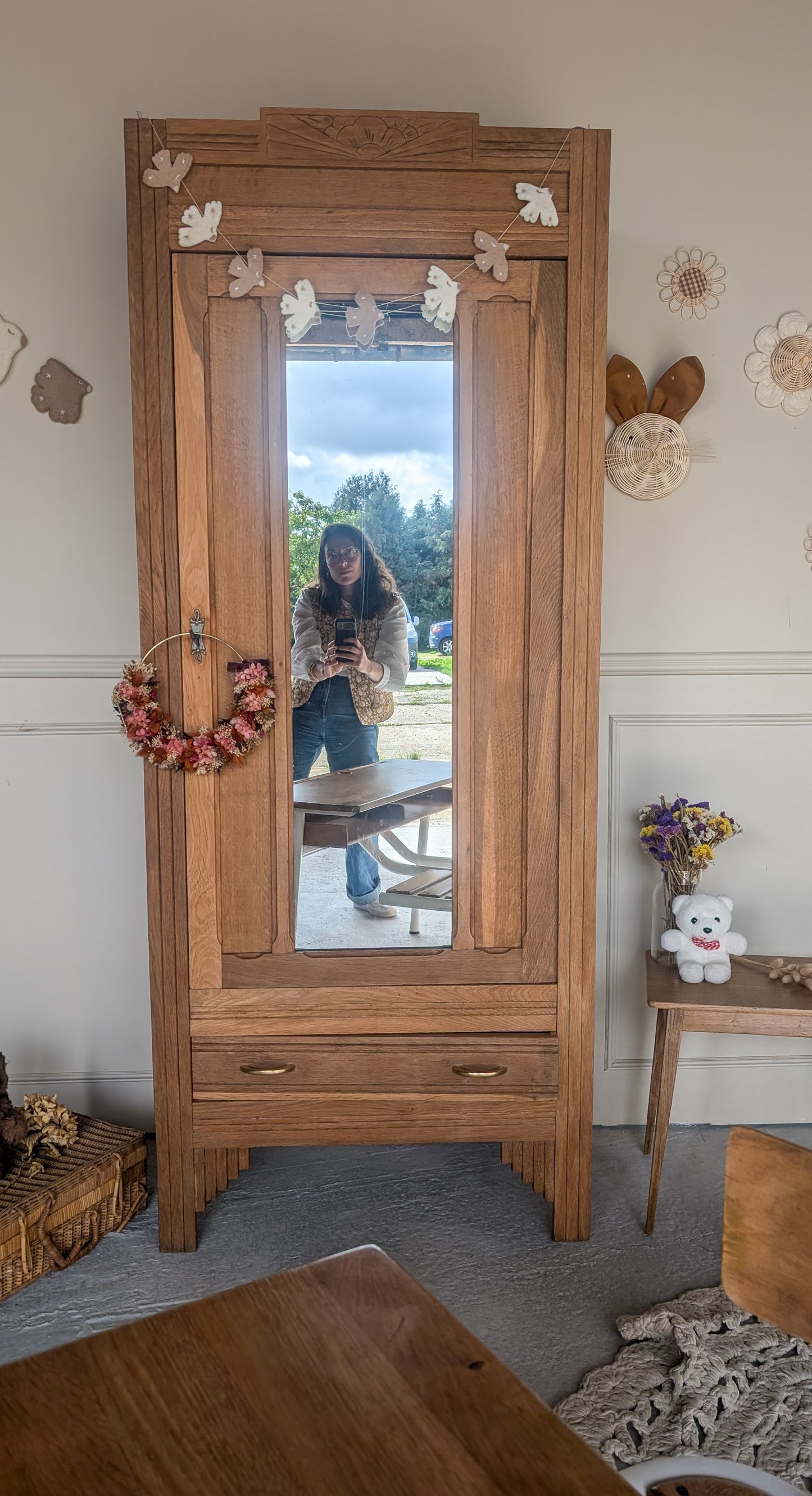 Armoire parisienne