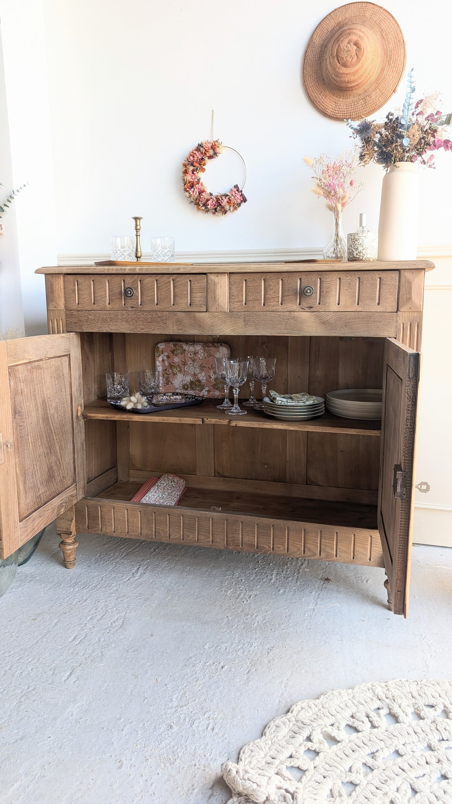 Buffet ancien en chêne