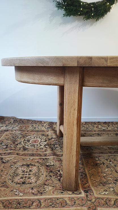 Table ovale