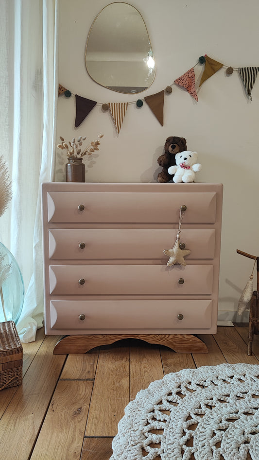 Commode vieux rose