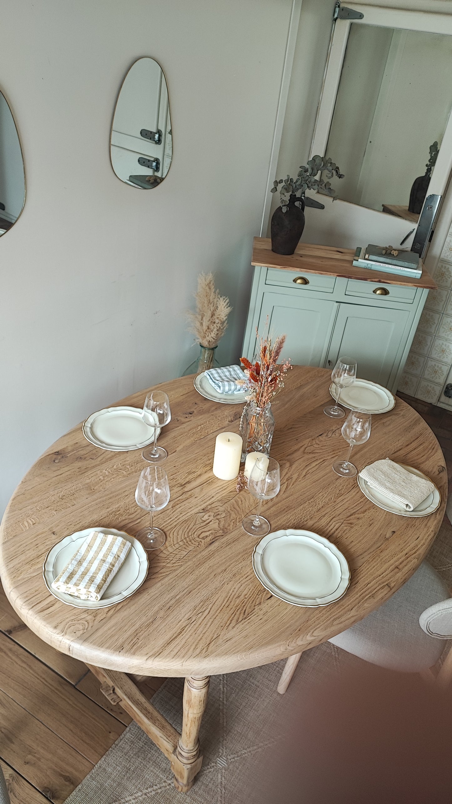 Table ovale en chêne