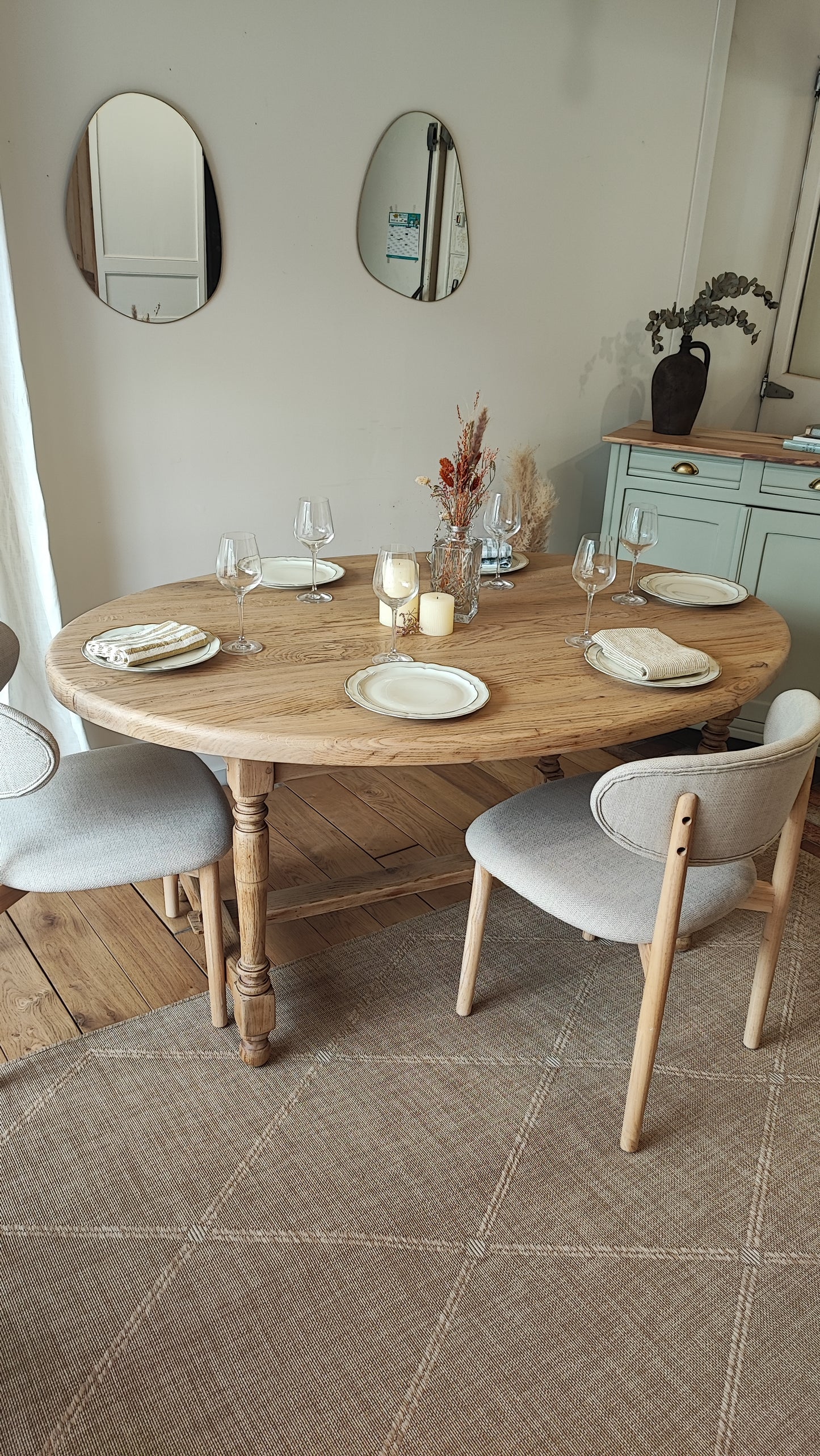 Table ovale en chêne