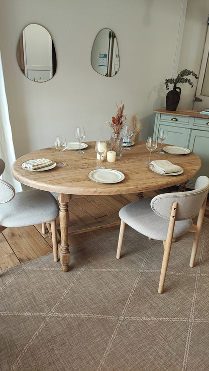 Table ovale en chêne