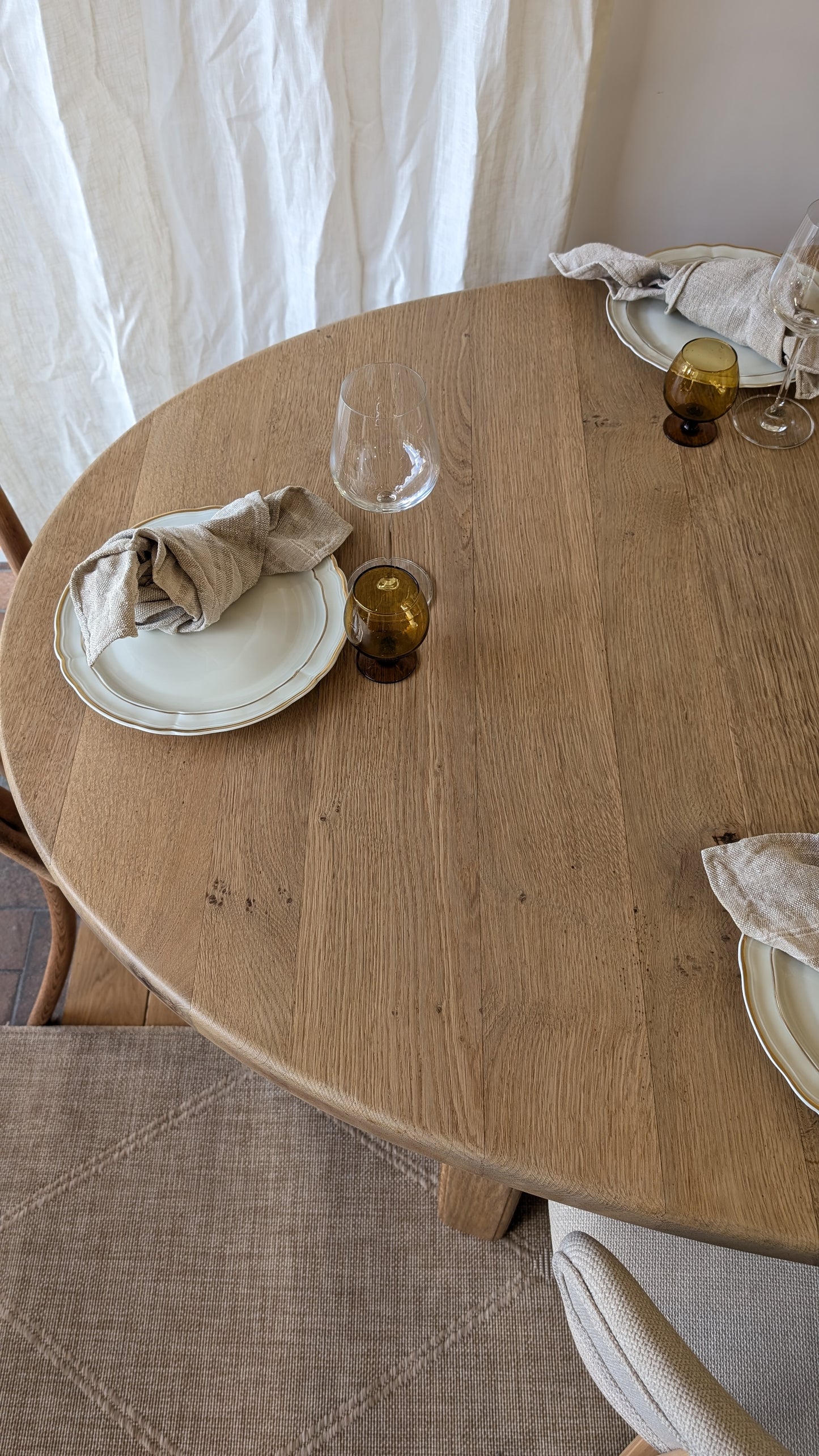 Table ovale en chêne