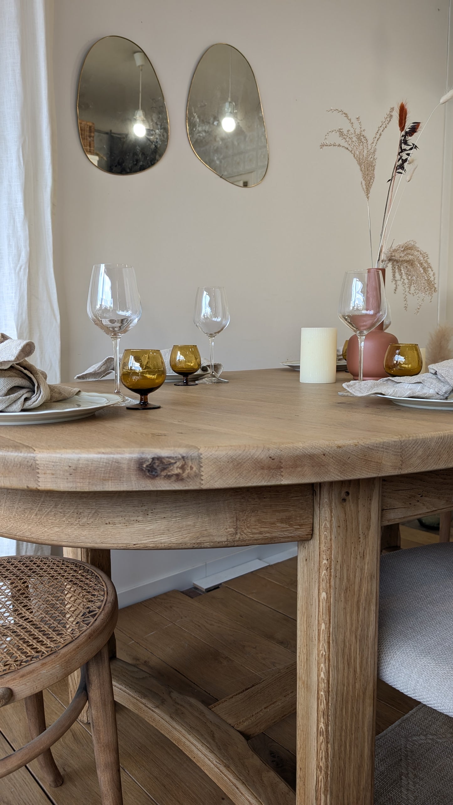 Table ovale en chêne