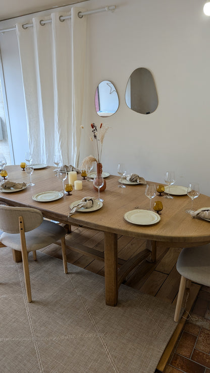 Table ovale en chêne