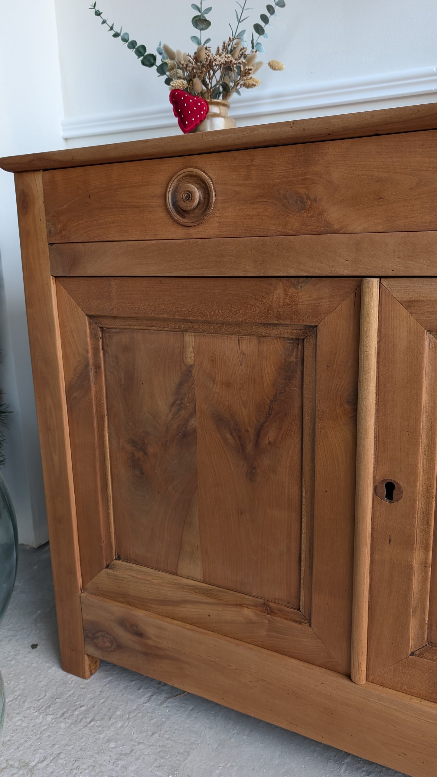 Buffet ancien en bois