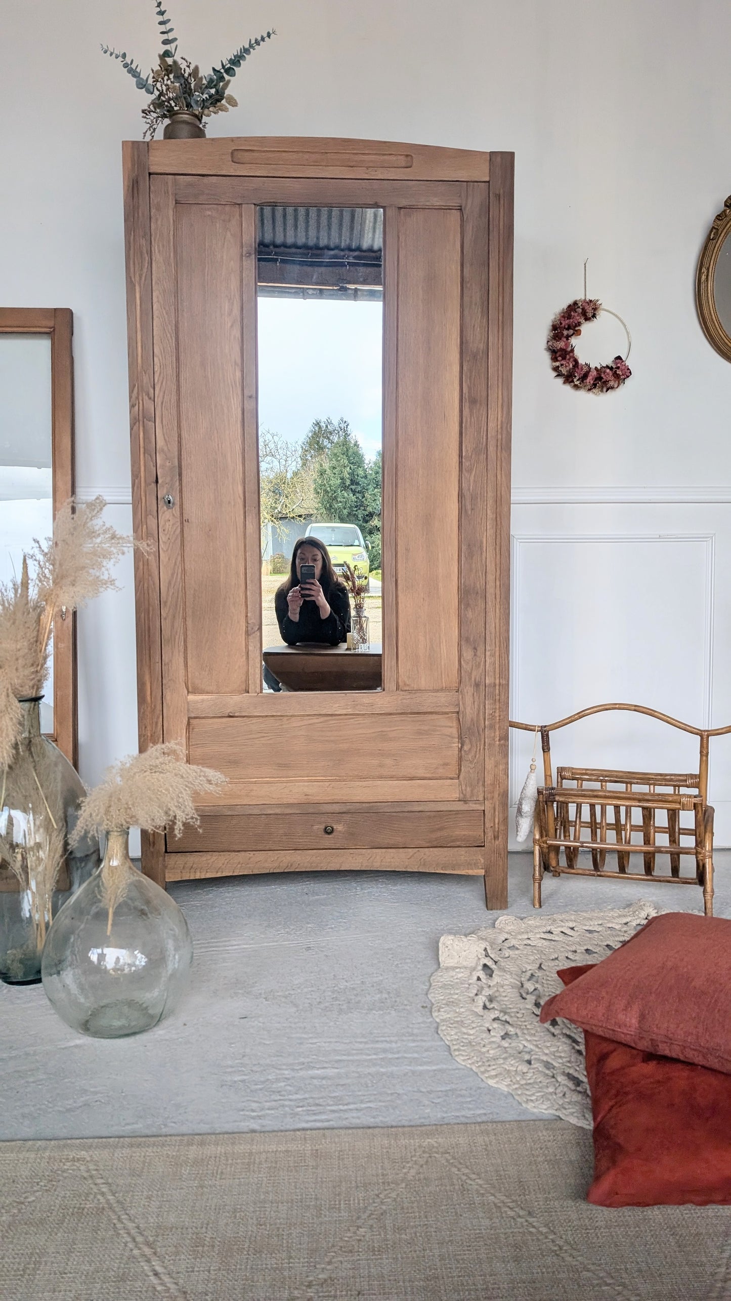 Armoire parisienne