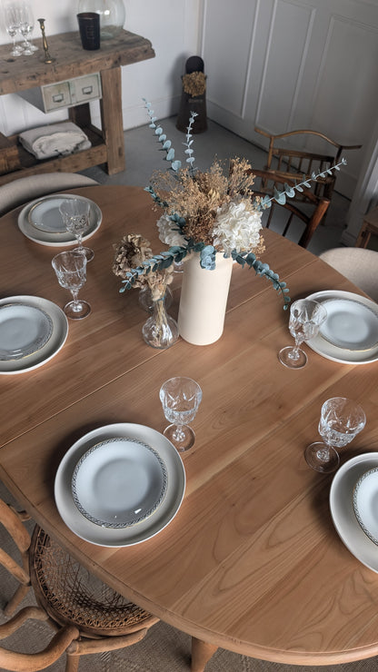 Table ovale en merisier
