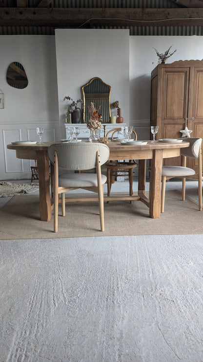 Table ovale