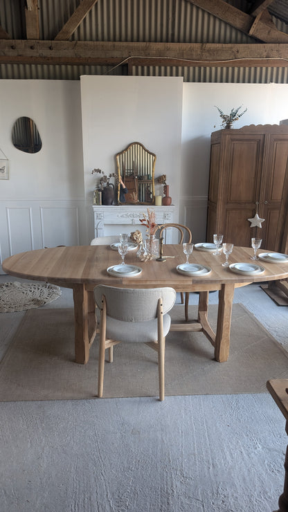 Table ovale