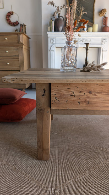 Table basse ancienne