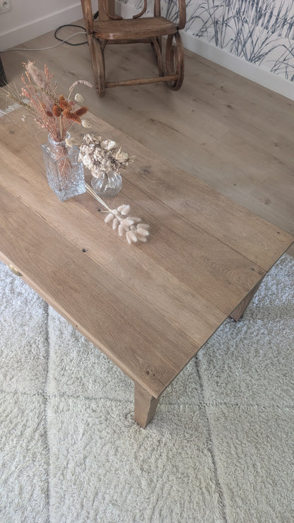 Table basse en chêne