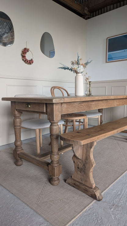 Table de ferme & son banc