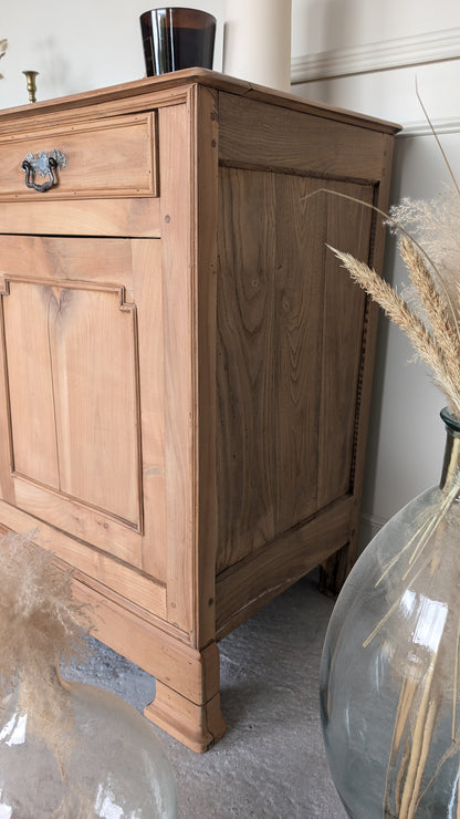 Buffet ancien