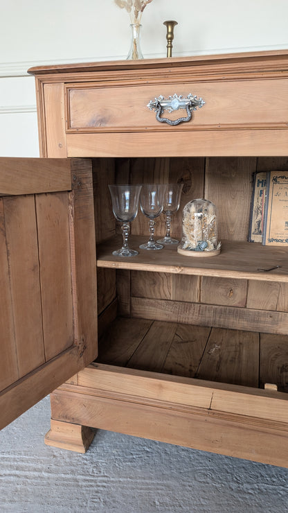 Buffet ancien