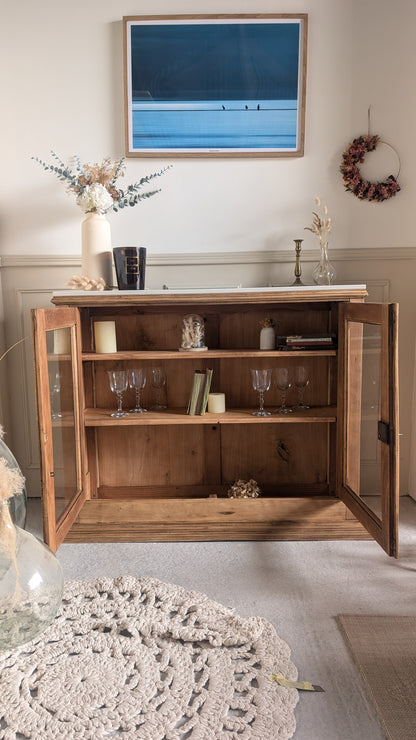 Vitrine basse