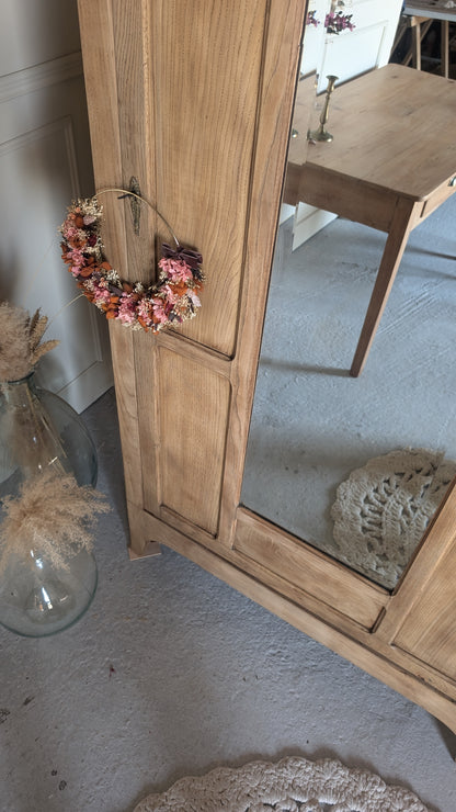 Armoire ancienne en bois