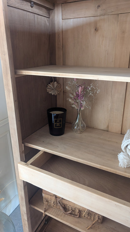Armoire ancienne en bois