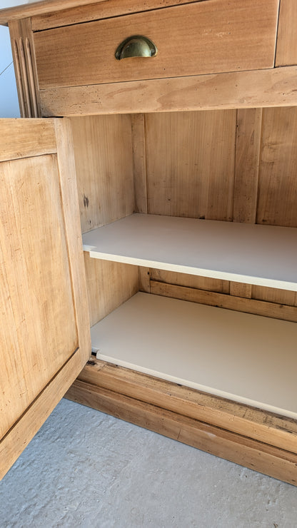 Buffet ancien