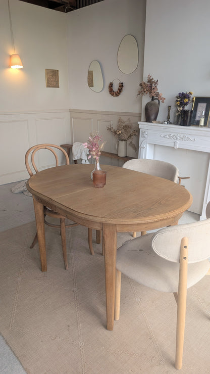 Petite table ovale en chêne + 1 rallonge