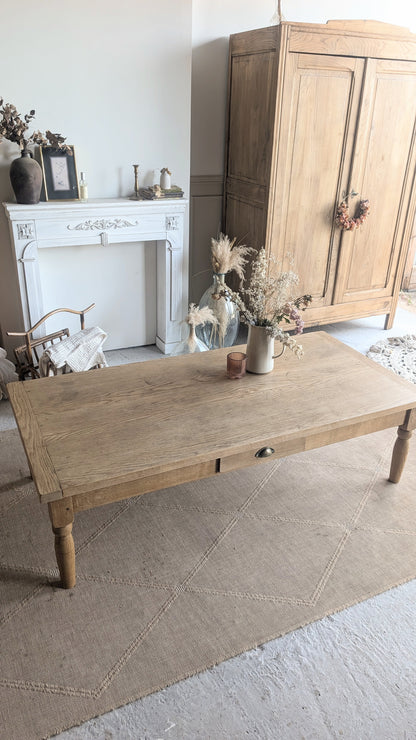 Grande table basse en chêne