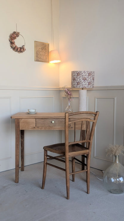 Ensemble table d'appoint et chaise