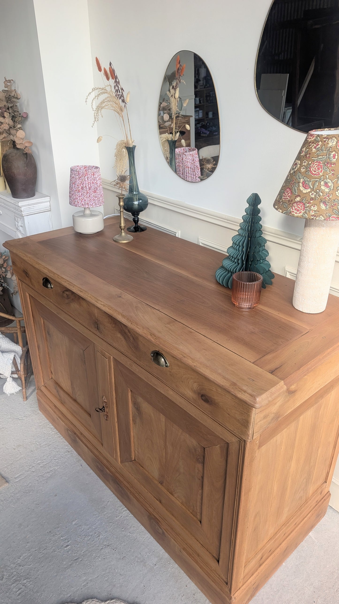 Buffet ancien en merisier