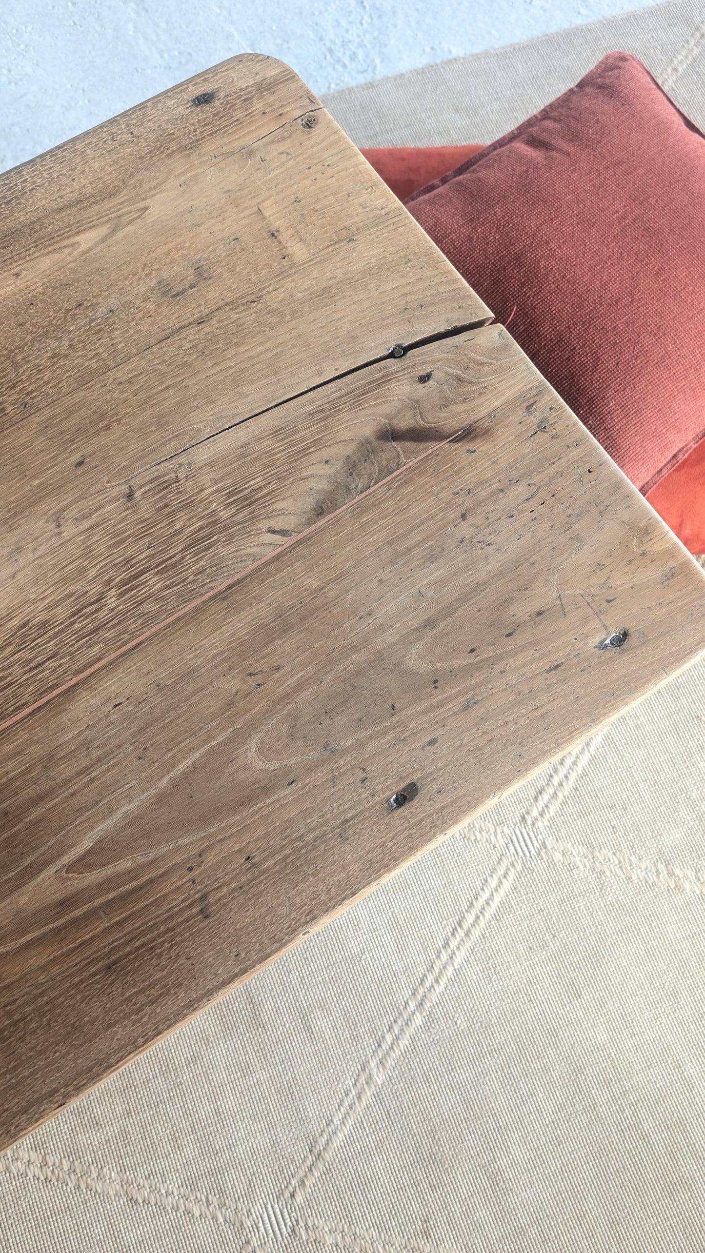 TABLE BASSE