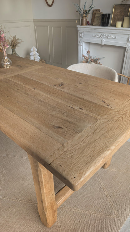 Table rectangulaire en chêne