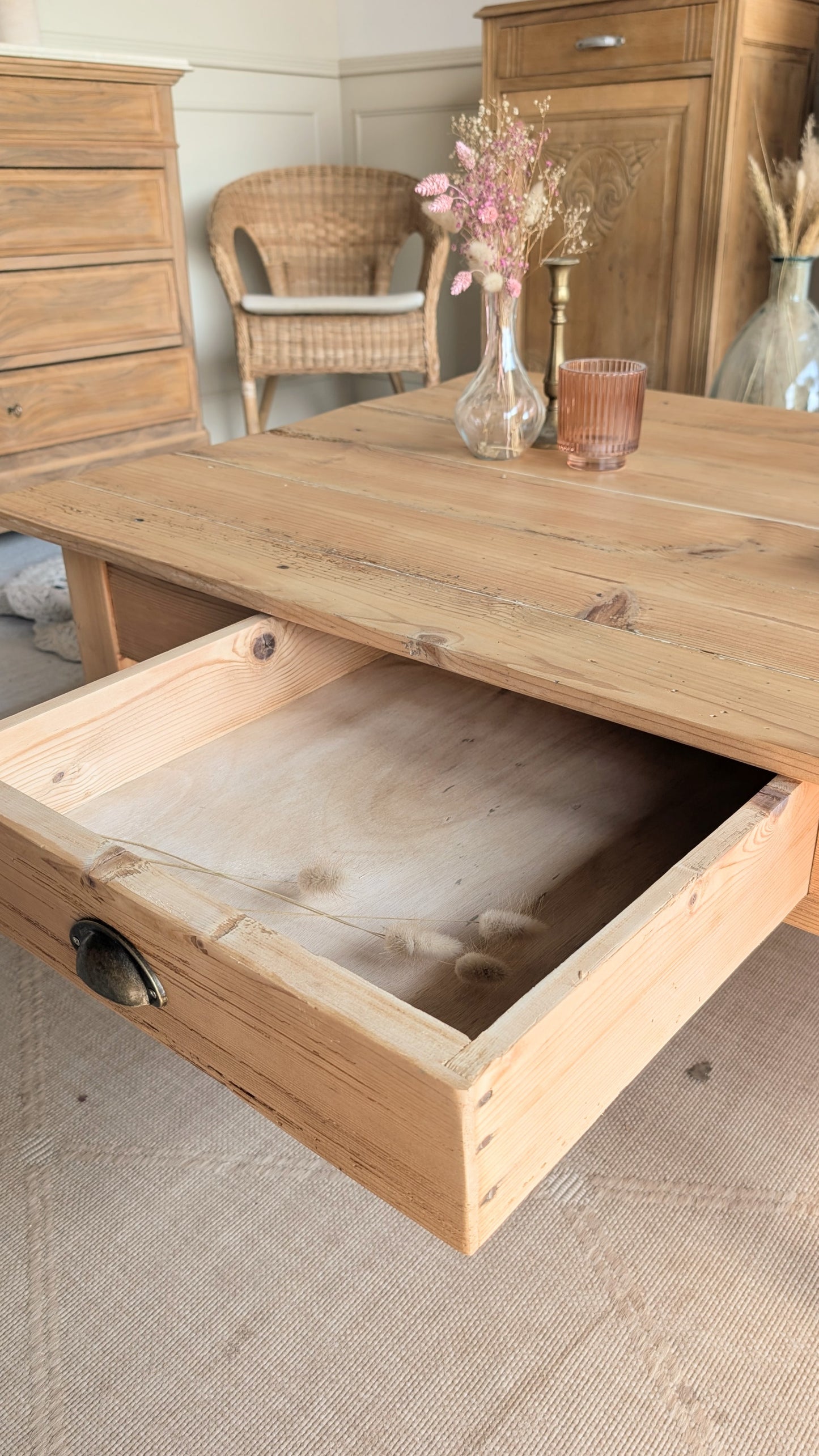 Table basse en pin