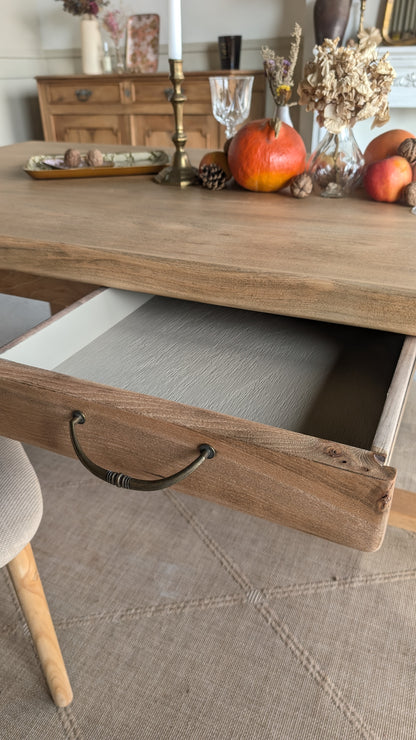 Table en bois avec rallonges