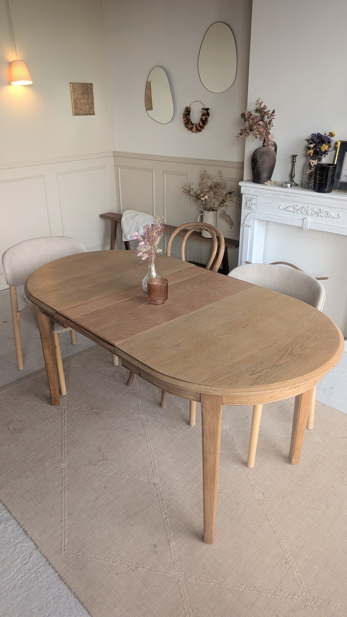 Petite table ovale en chêne + 1 rallonge