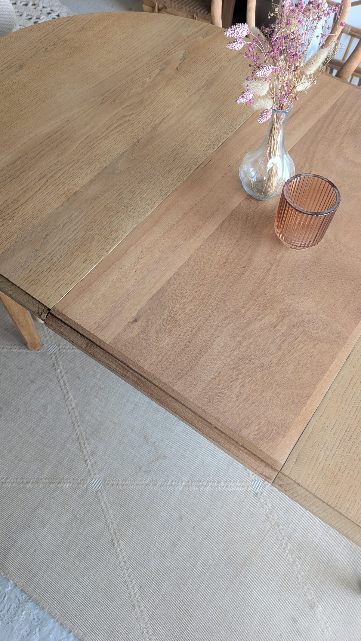 Petite table ovale en chêne + 1 rallonge