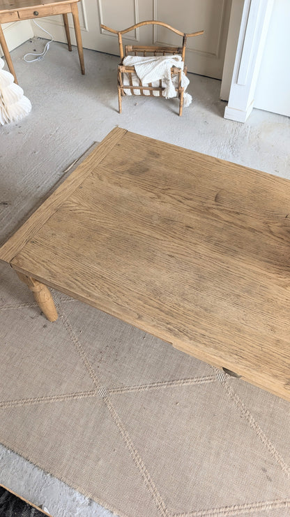 Grande table basse en chêne