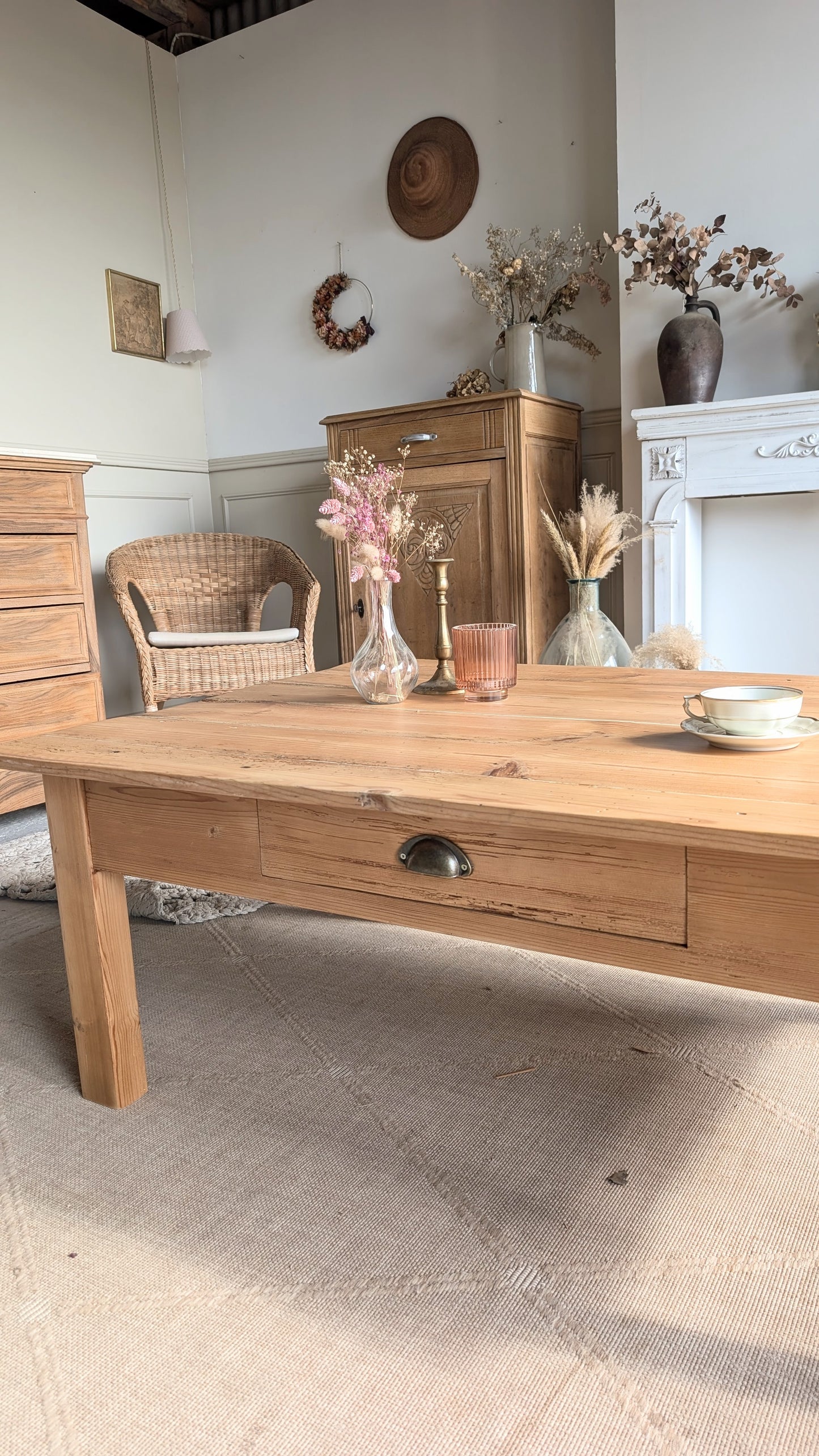 Table basse en pin