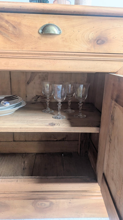 Buffet ancien en merisier