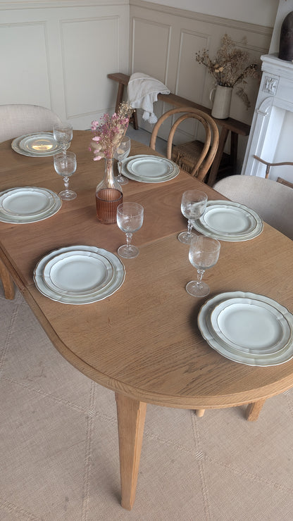 Petite table ovale en chêne + 1 rallonge