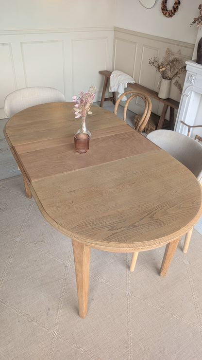 Petite table ovale en chêne + 1 rallonge