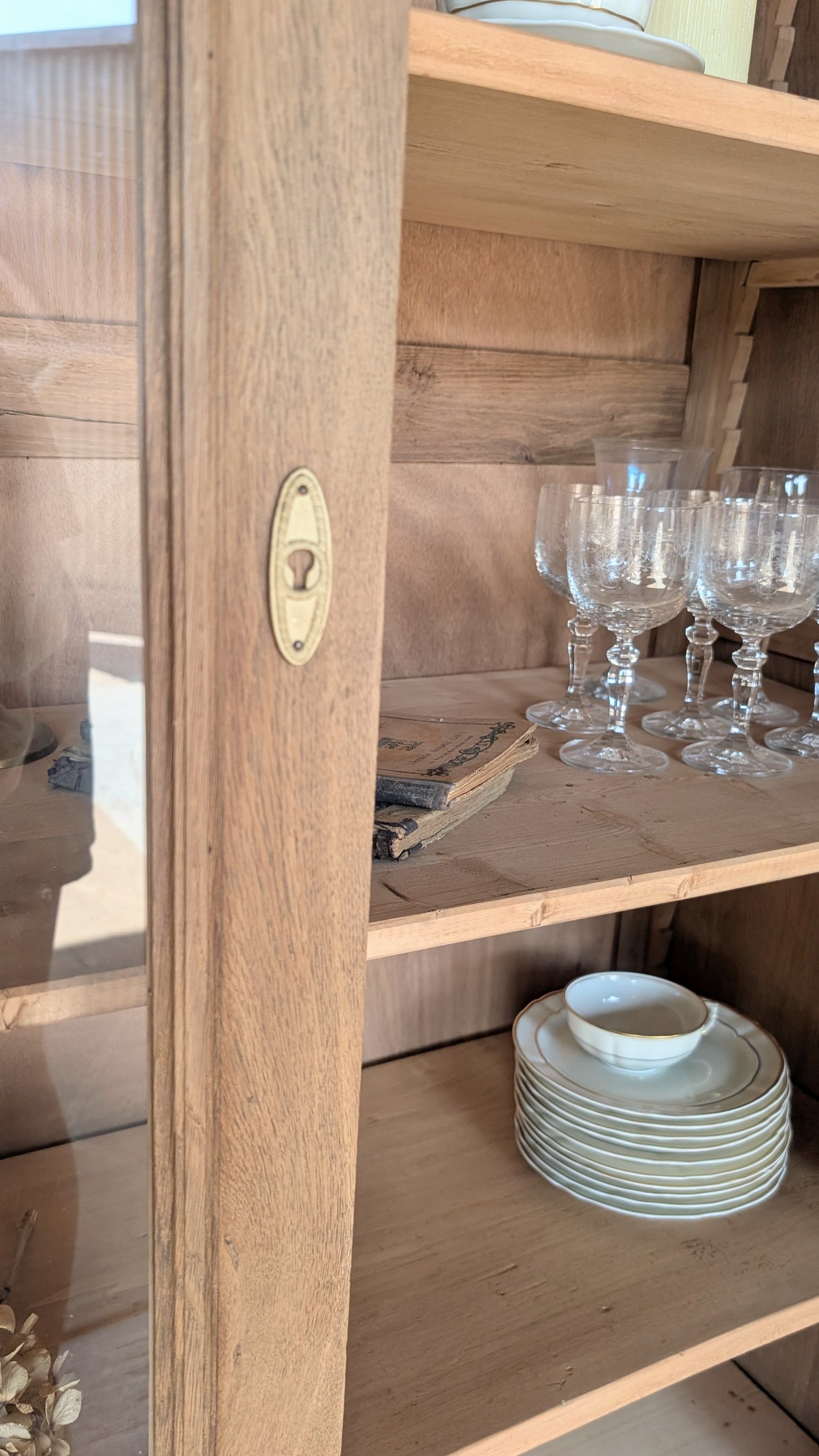 Vitrine ancienne en chêne