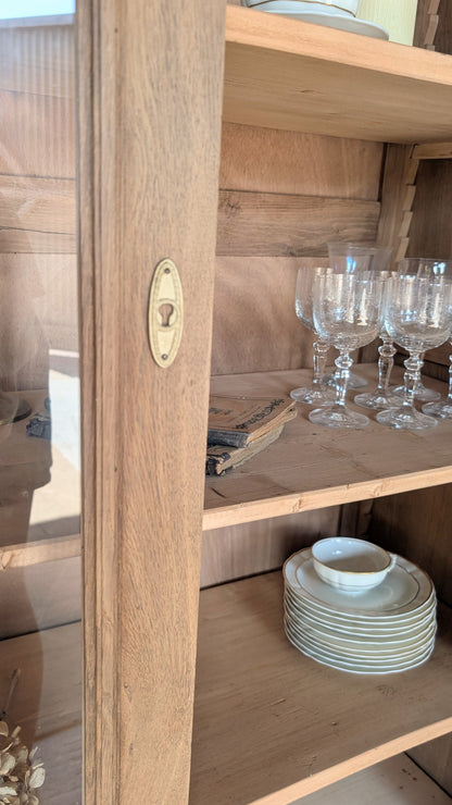 Vitrine ancienne en chêne