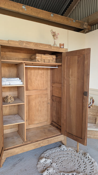 Armoire en Chêne Art déco