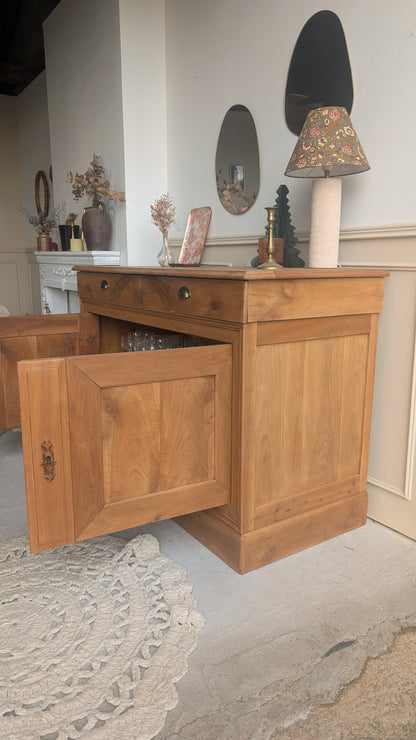 Buffet ancien en merisier