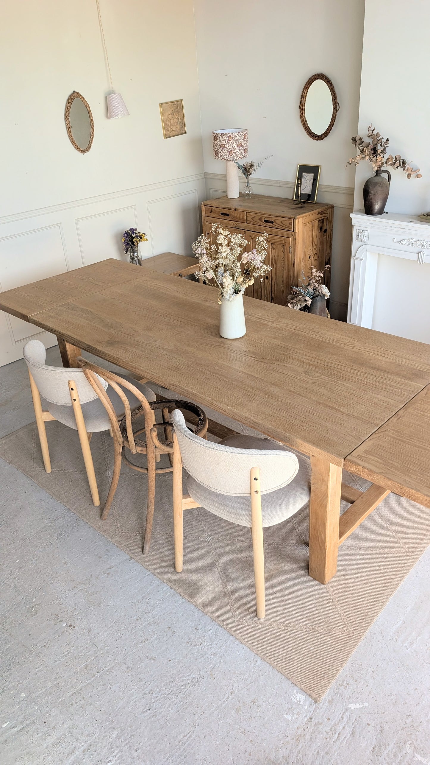 Table rectangulaire en chêne avec rallonges