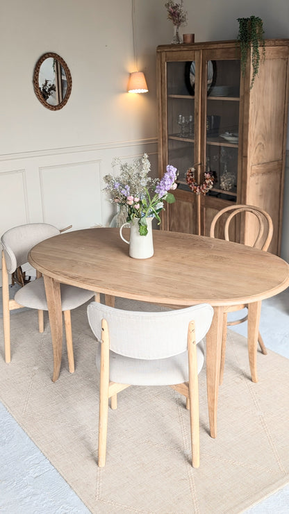 Table ovale en chêne